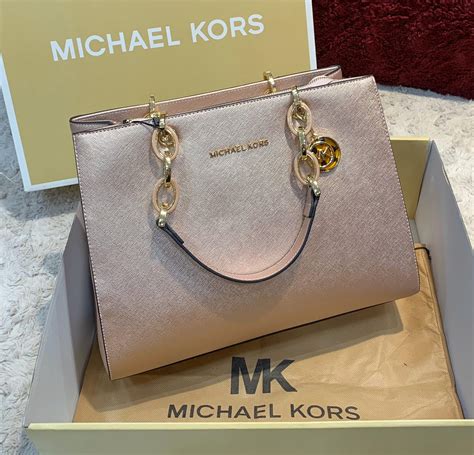 michael kors canta tr|Michael Kors toka.